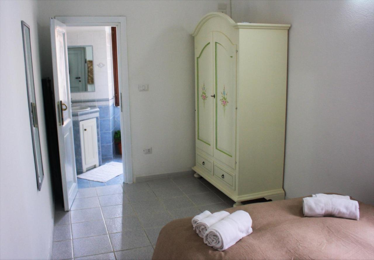 Casa Gandamar B&B Santa Teresa Gallura Oda fotoğraf